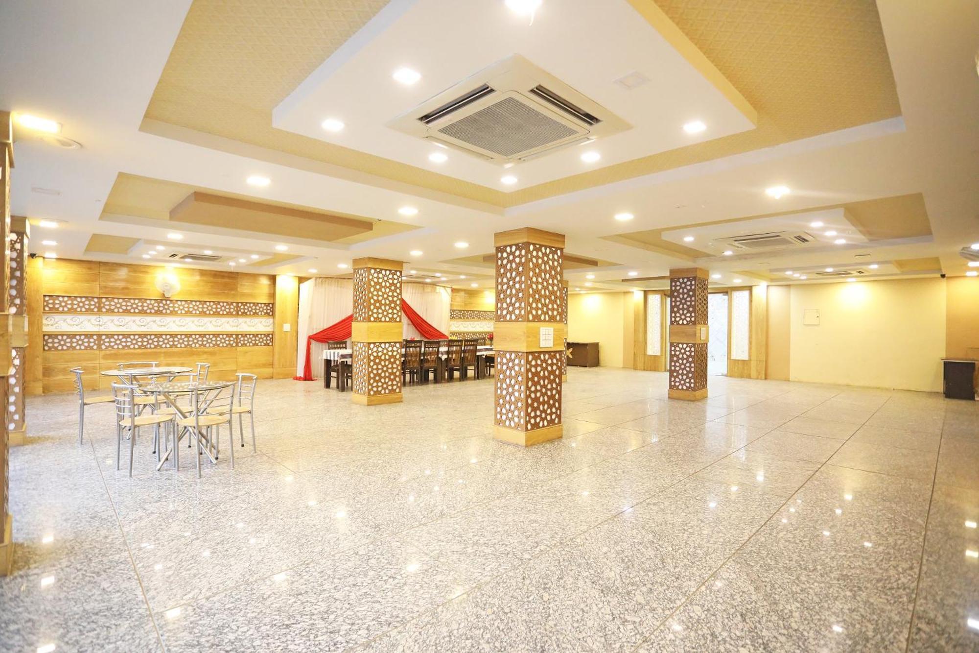 Hotel O Shanti Palace Agra  Ngoại thất bức ảnh